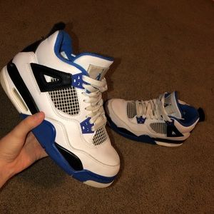 Jordan 4 reto Motorsport